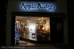 ROYAL PET HOUSE Apple Audrey